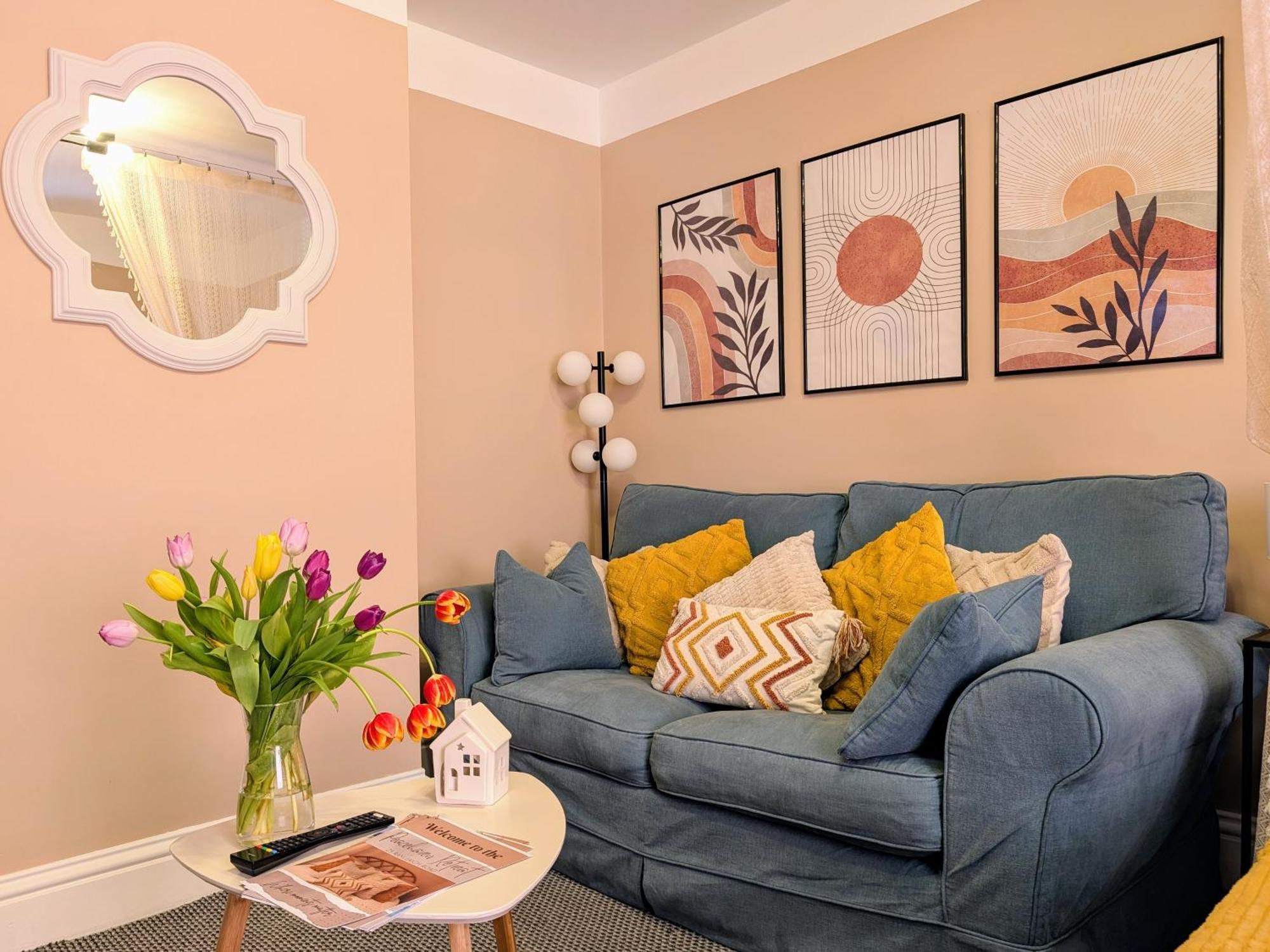 Peacehaven Retreat - 4 Minutes From The Beach! Pet Friendly! Weymouth Esterno foto