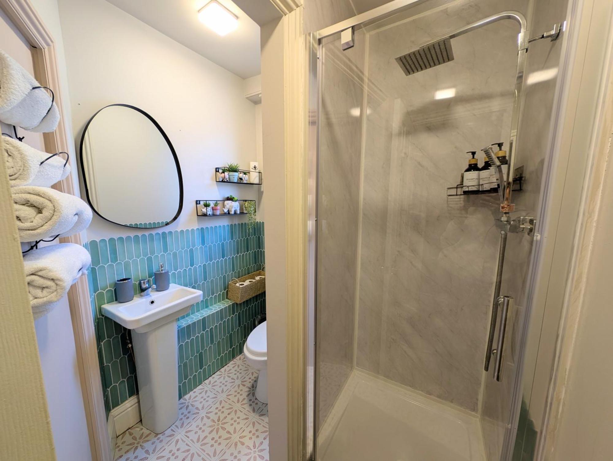 Peacehaven Retreat - 4 Minutes From The Beach! Pet Friendly! Weymouth Esterno foto